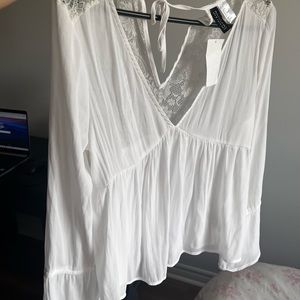 H&M white flowy top